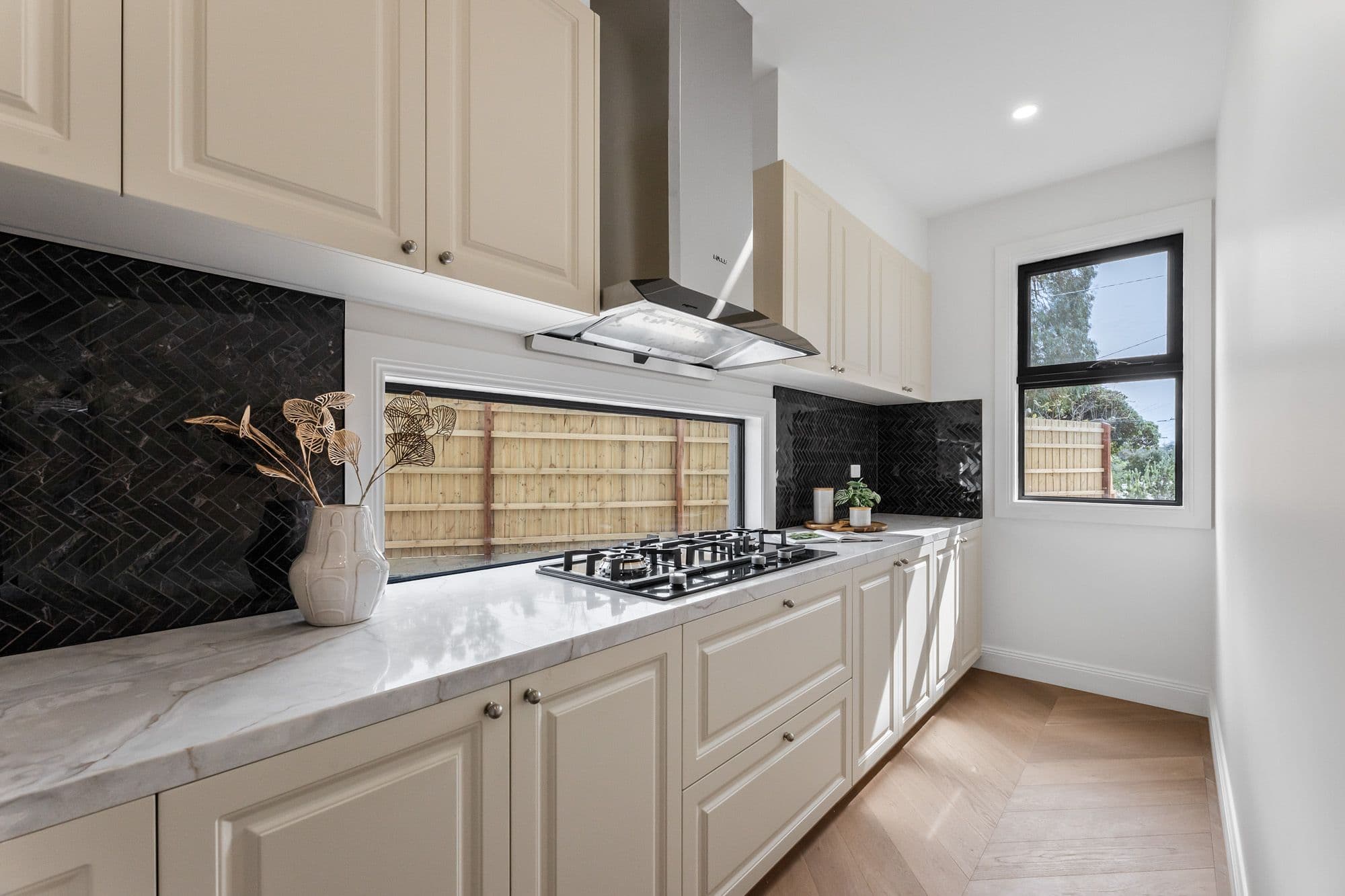 1/19 Crown Street, Glen Waverley VIC 3150, Glen Waverley - Thumbnail 5