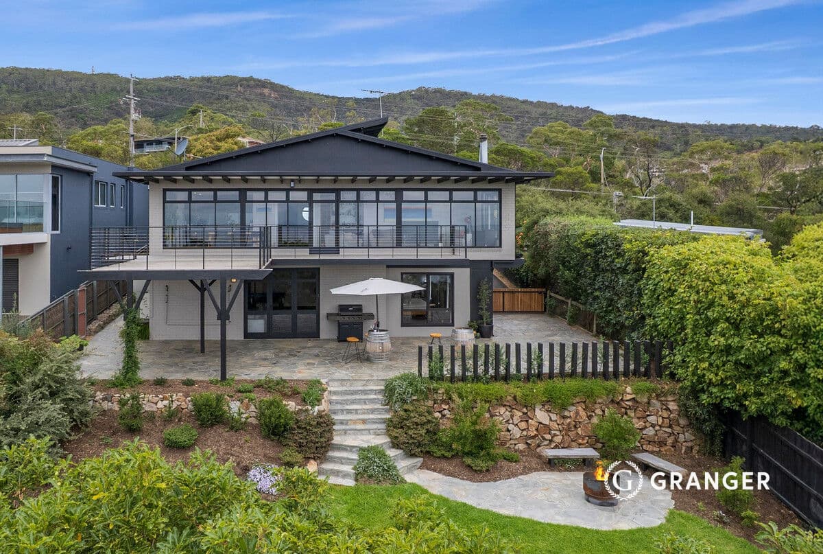 24 Bayview Road, 
	
			
							McCrae
				
						VIC
			3938, McCrae - Thumbnail 2