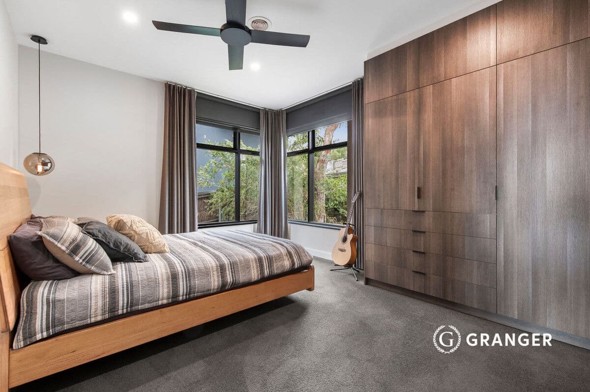 24 Bayview Road, 
	
			
							McCrae
				
						VIC
			3938, McCrae - Thumbnail 6