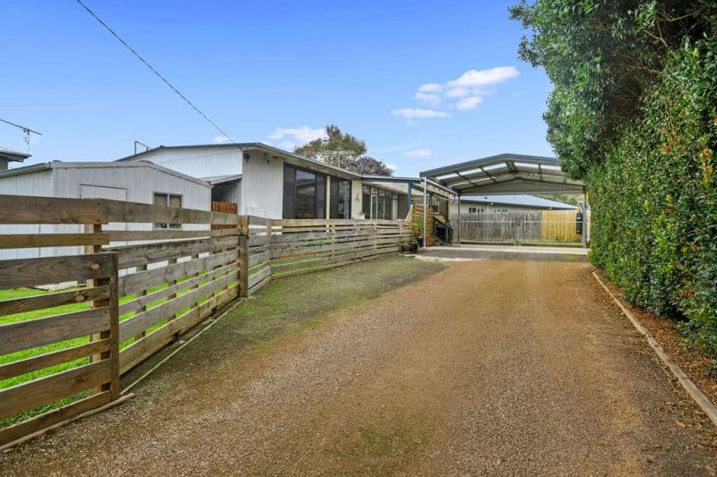 71 Costin Street Apollo Bay VIC, Apollo Bay - Thumbnail 2