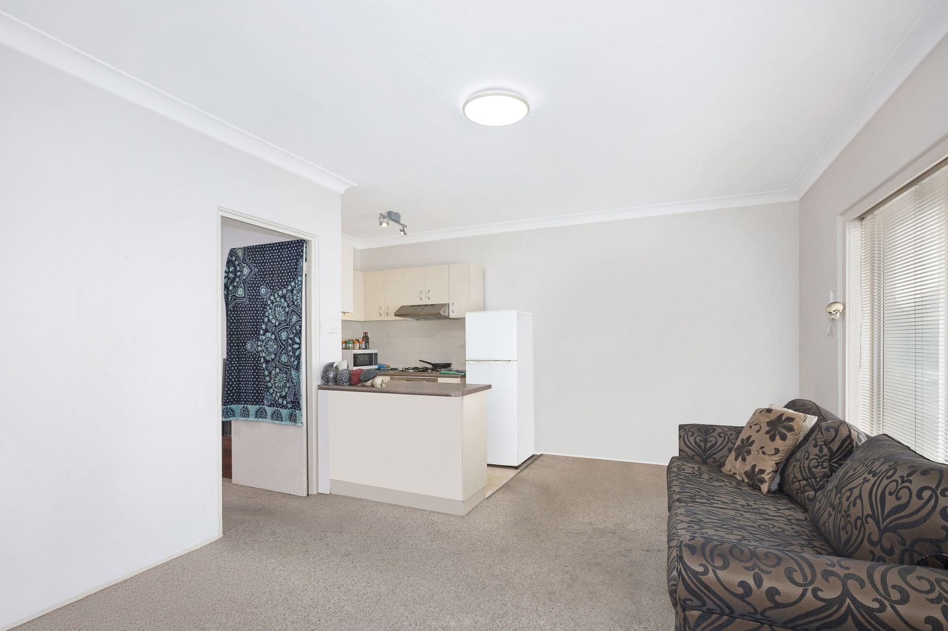 2/36 Seaview Street Cronulla NSW, Cronulla - Thumbnail 2