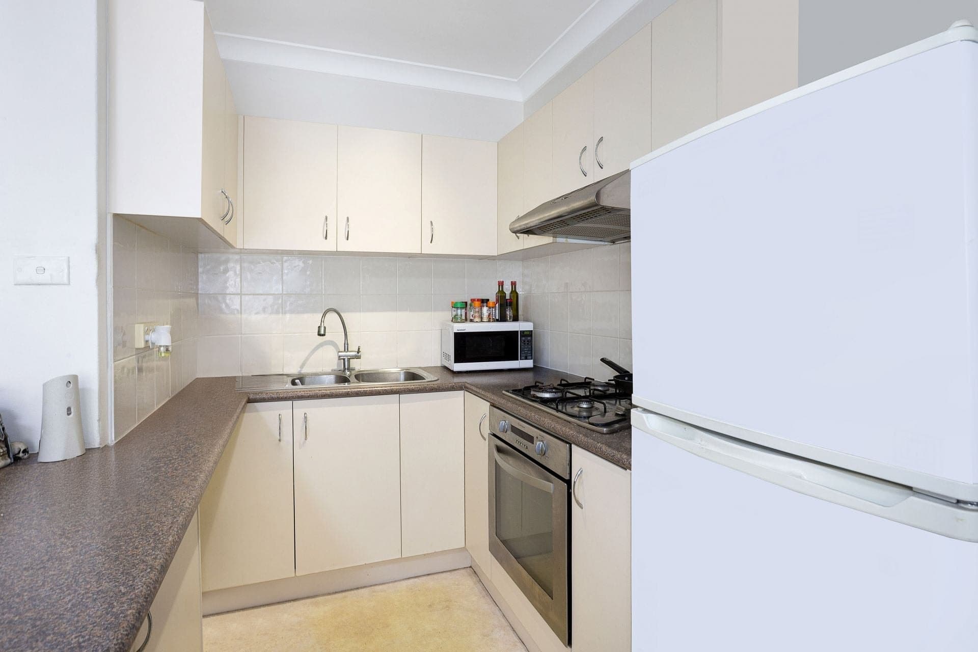 2/36 Seaview Street Cronulla NSW, Cronulla - Thumbnail 4