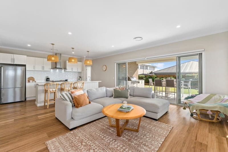 33 Red Baron Road, Chisholm - Thumbnail 5