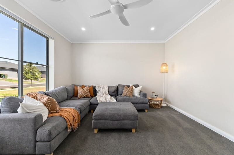 33 Red Baron Road, Chisholm - Thumbnail 7