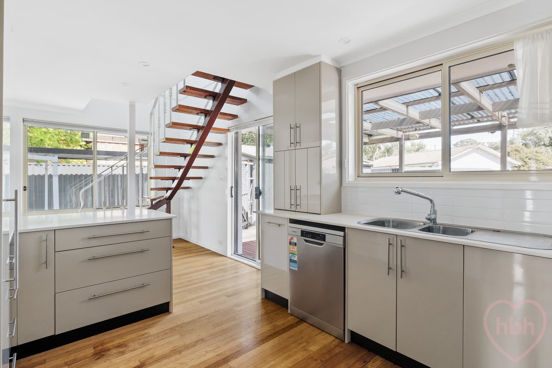 2 Harrison Street, Scullin - Thumbnail 7