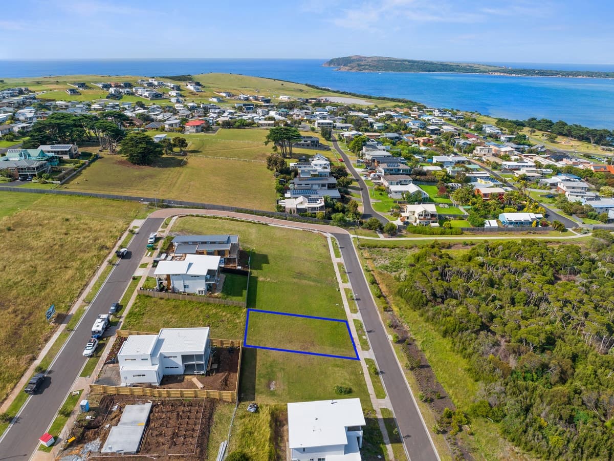 21 Flounder Road, San Remo, San Remo - Thumbnail 2