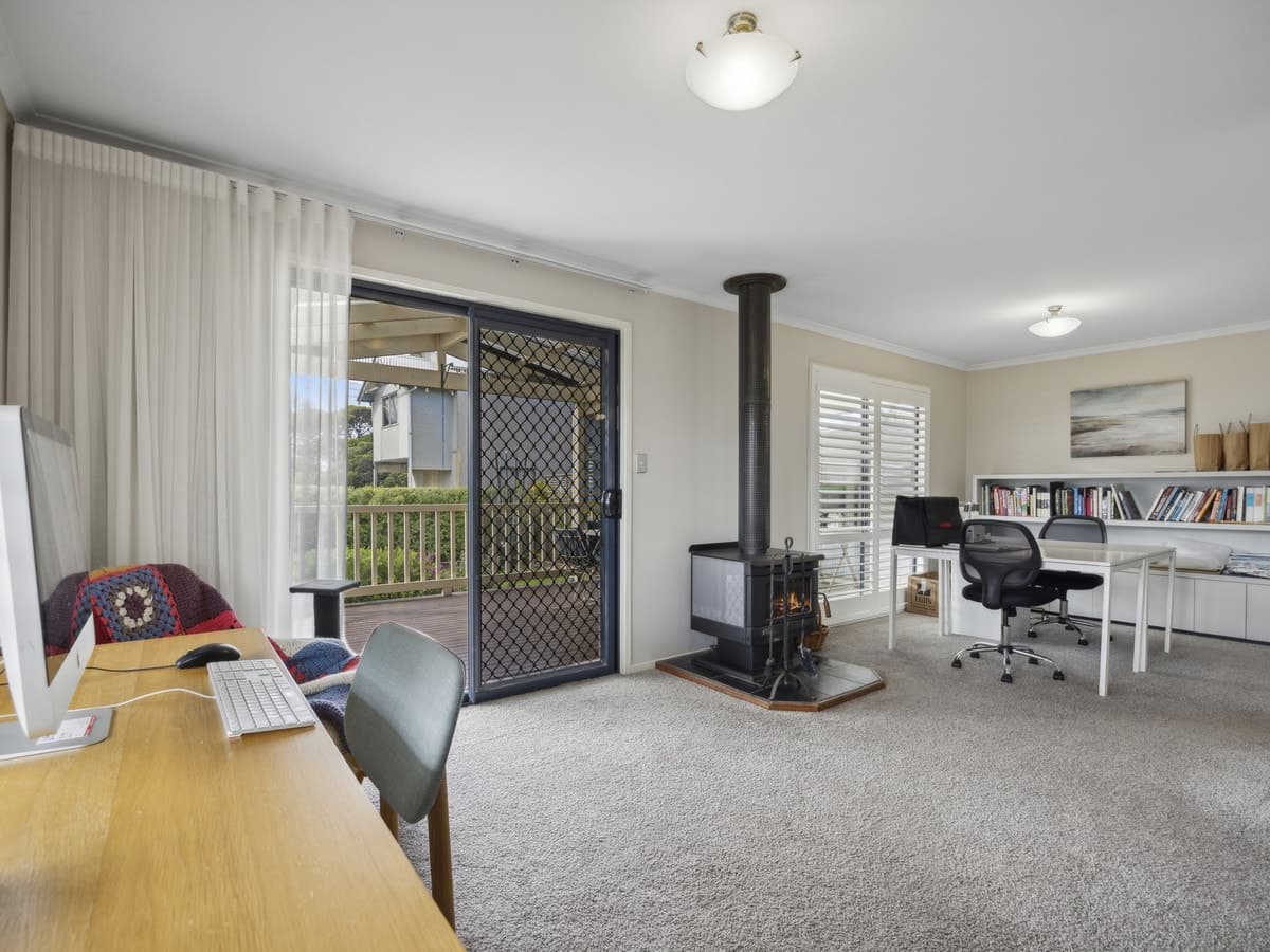 8 Alvina Crescent, Surf Beach, Surf Beach - Thumbnail 5