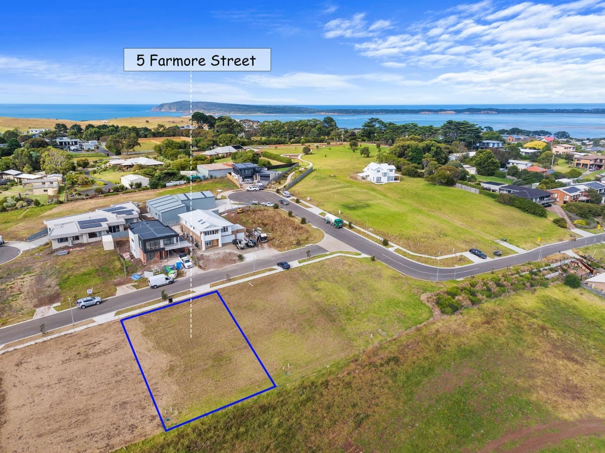 5 Farmore Street., San Remo, San Remo - Thumbnail 3