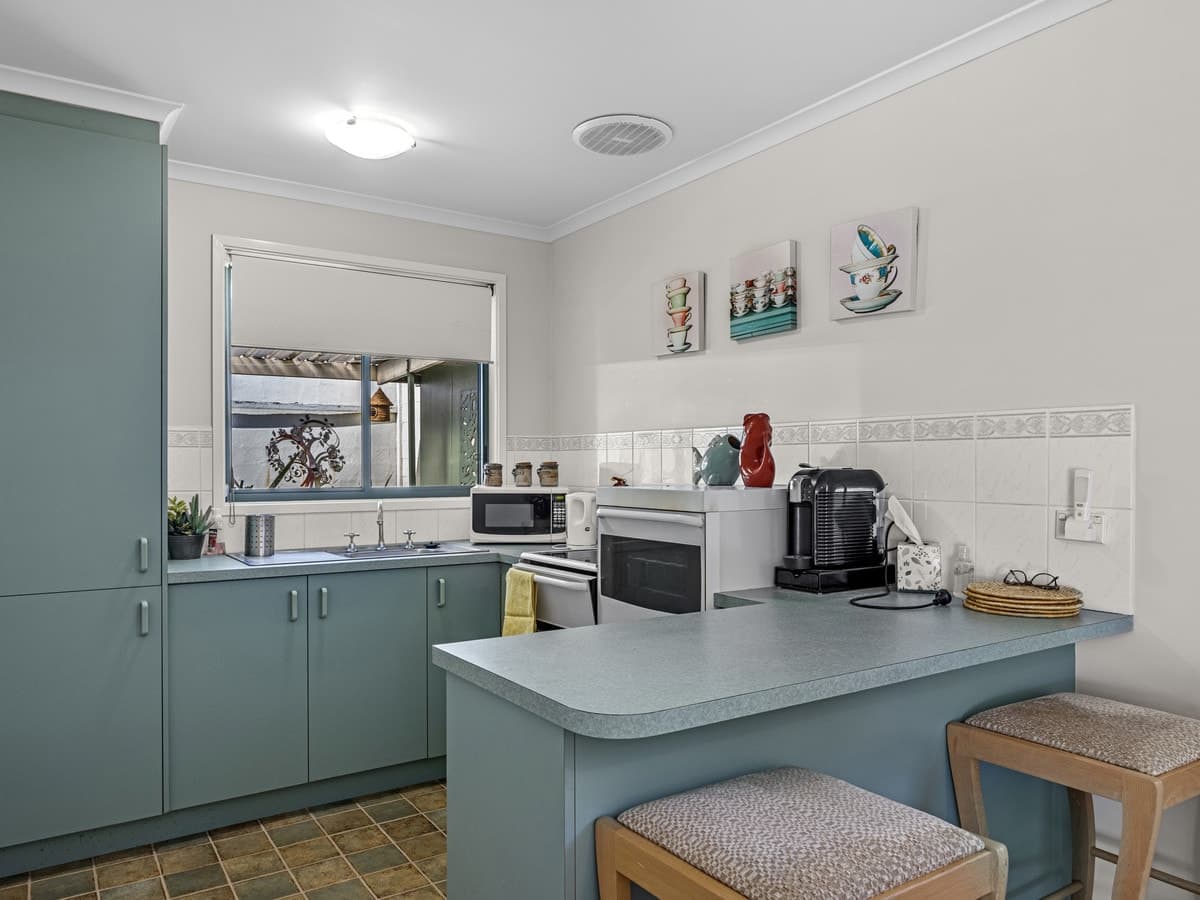 13 Forrest Avenue, NEWHAVEN, Newhaven - Thumbnail 5