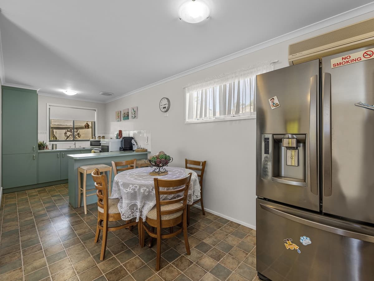 13 Forrest Avenue, NEWHAVEN, Newhaven - Thumbnail 6