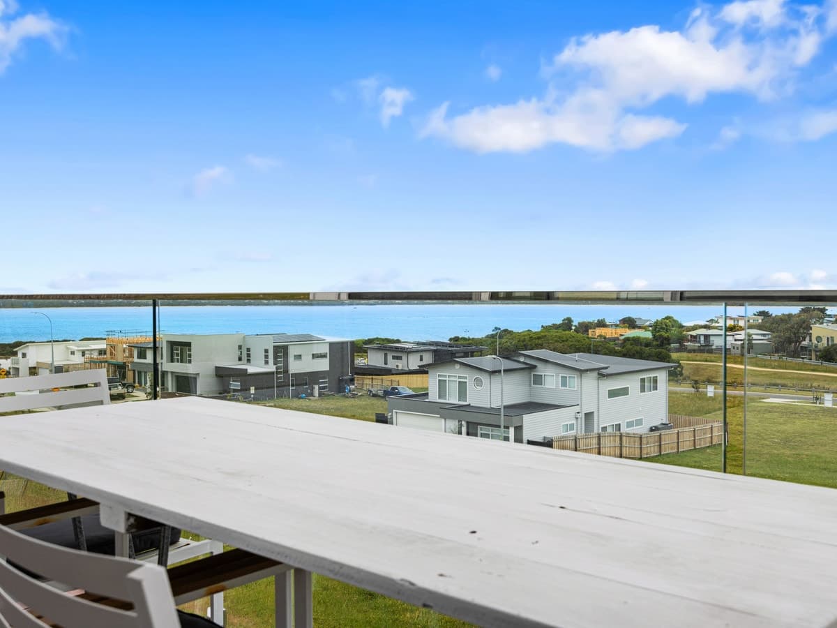 1 Viking Avenue, San Remo, San Remo - Thumbnail 8
