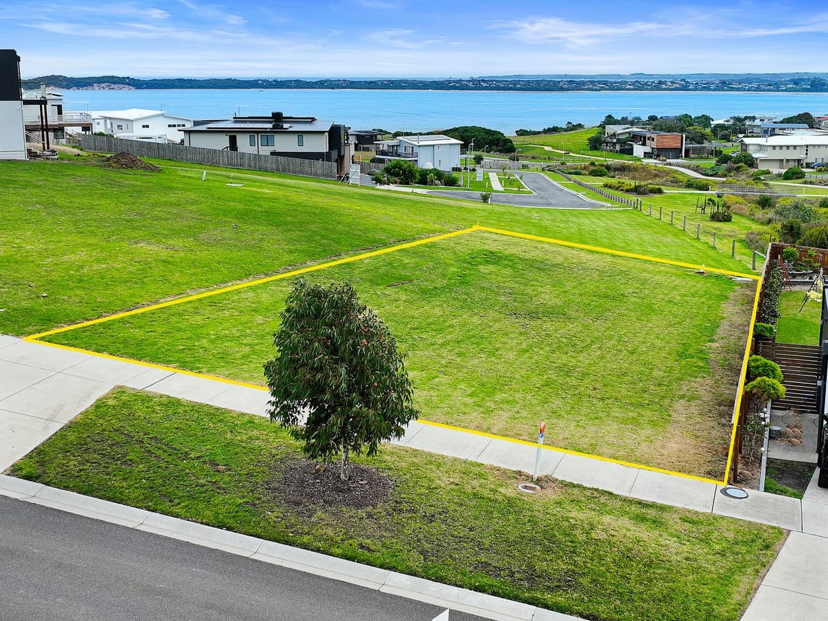 25 Penniwells Drive, San Remo, San Remo - Image 1