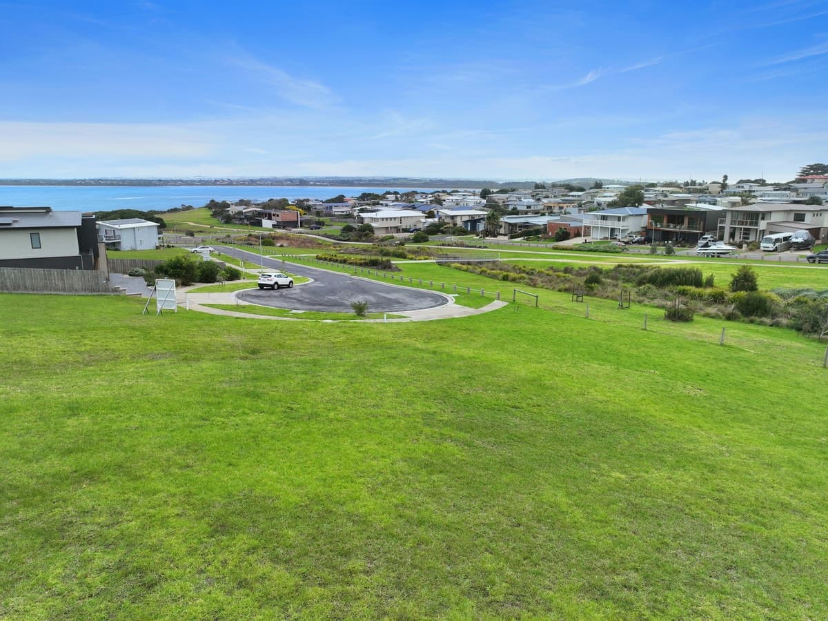 18 Verdino Terrace, San Remo, San Remo - Thumbnail 3