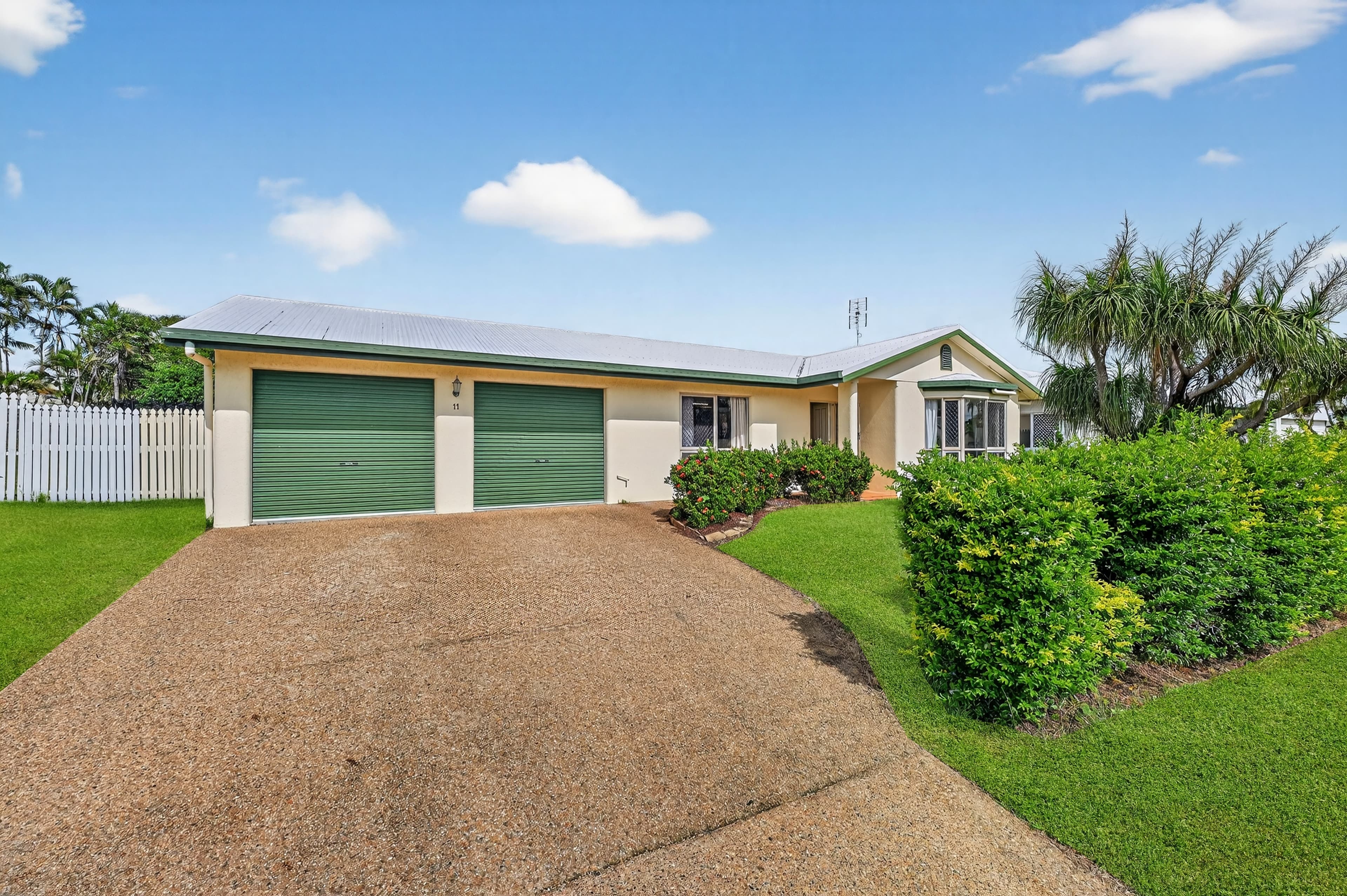 11 Coen Street, Douglas - Thumbnail 2