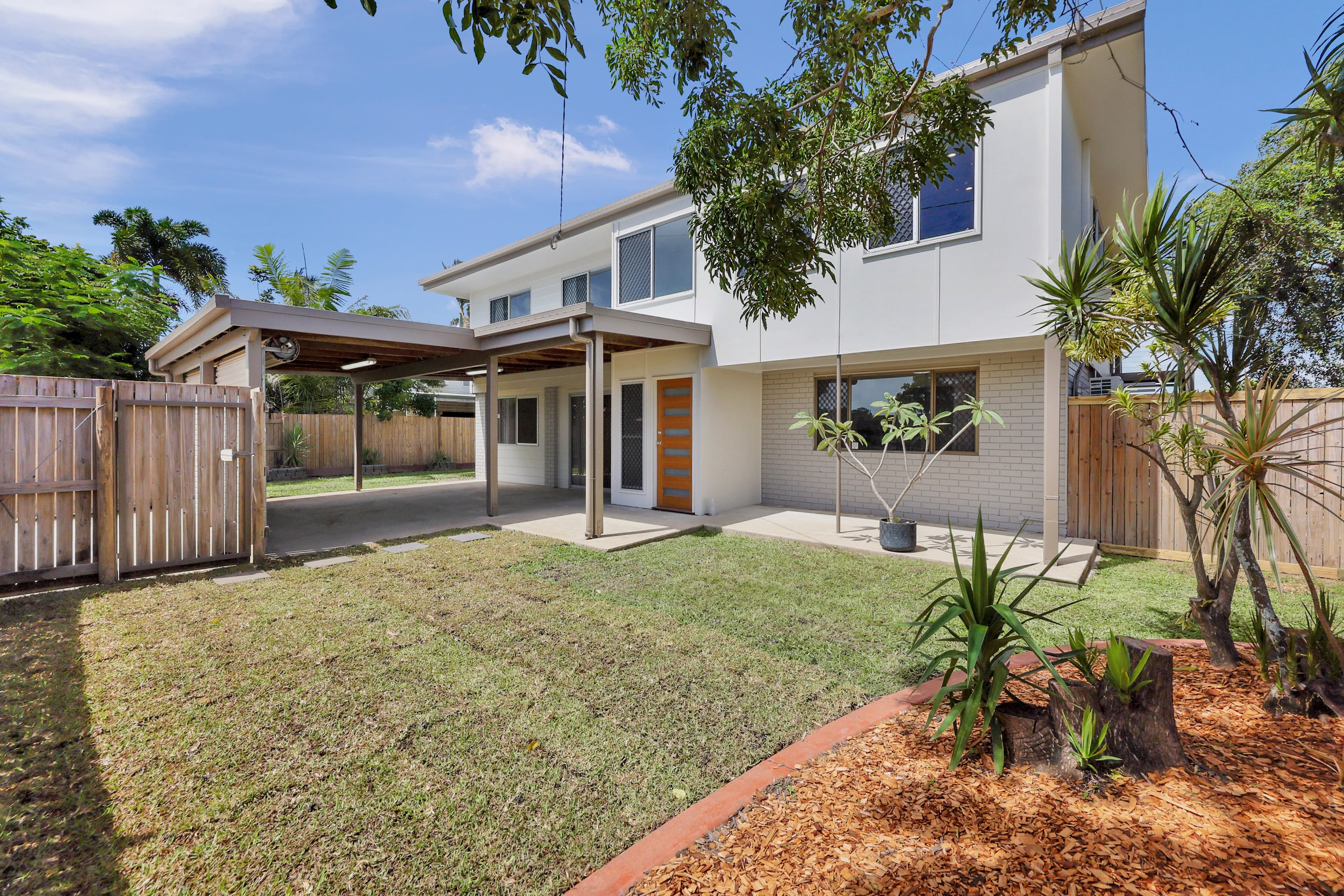 213 Bridge Road, South Mackay - Image 1