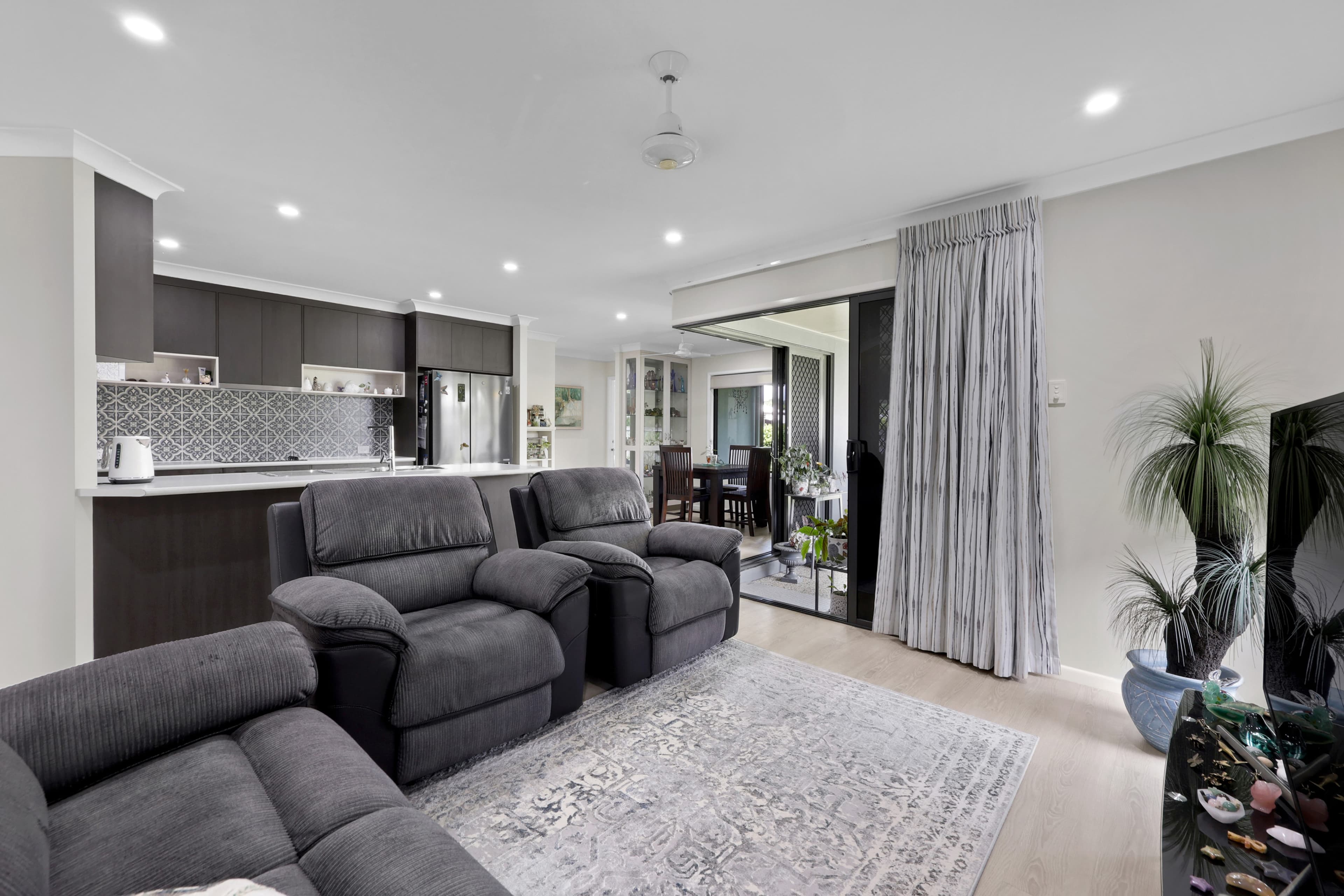 21 Mod Crescent, Beaconsfield - Thumbnail 4