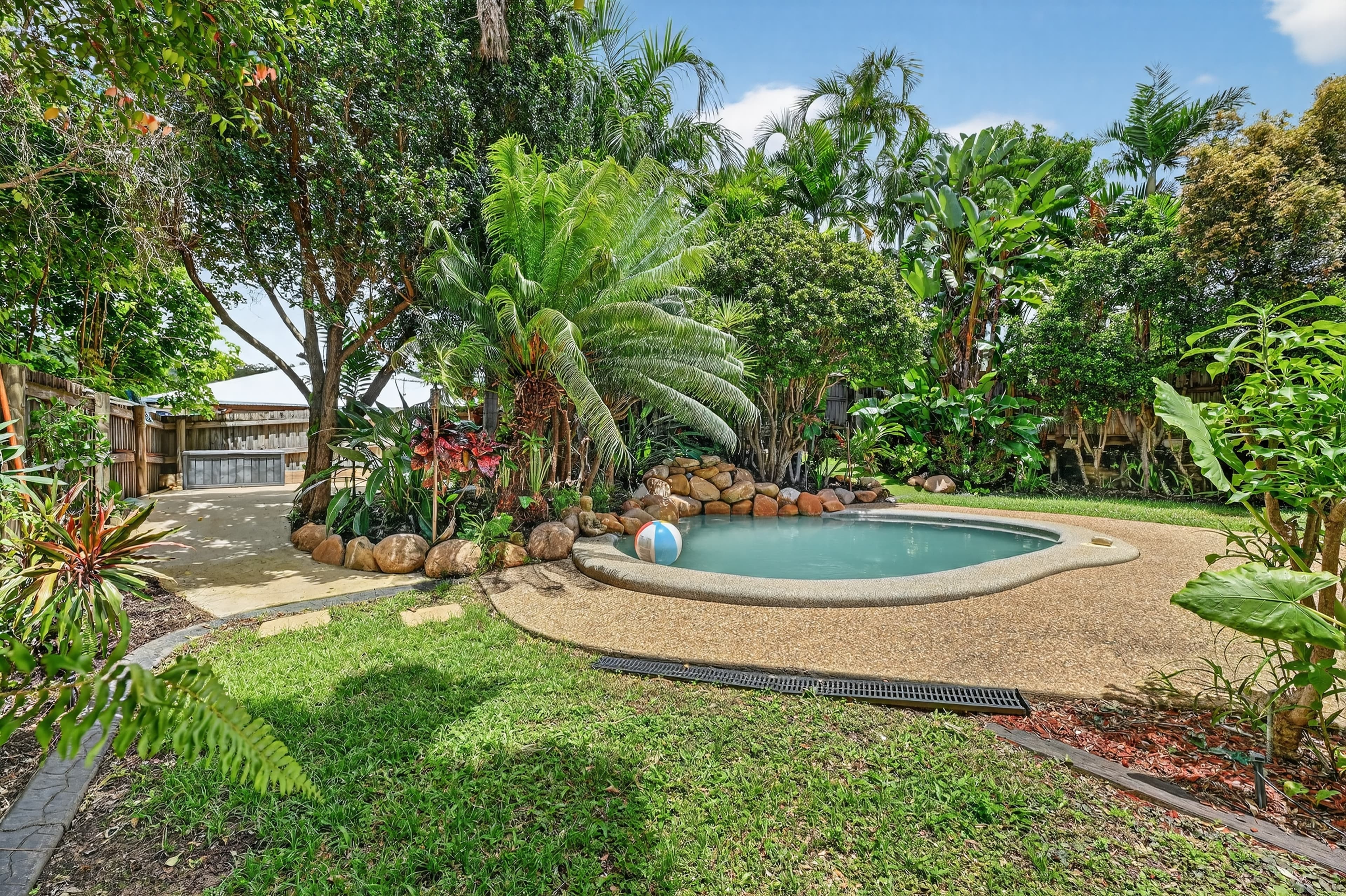 5 Palomar Court, Mount Louisa - Thumbnail 4