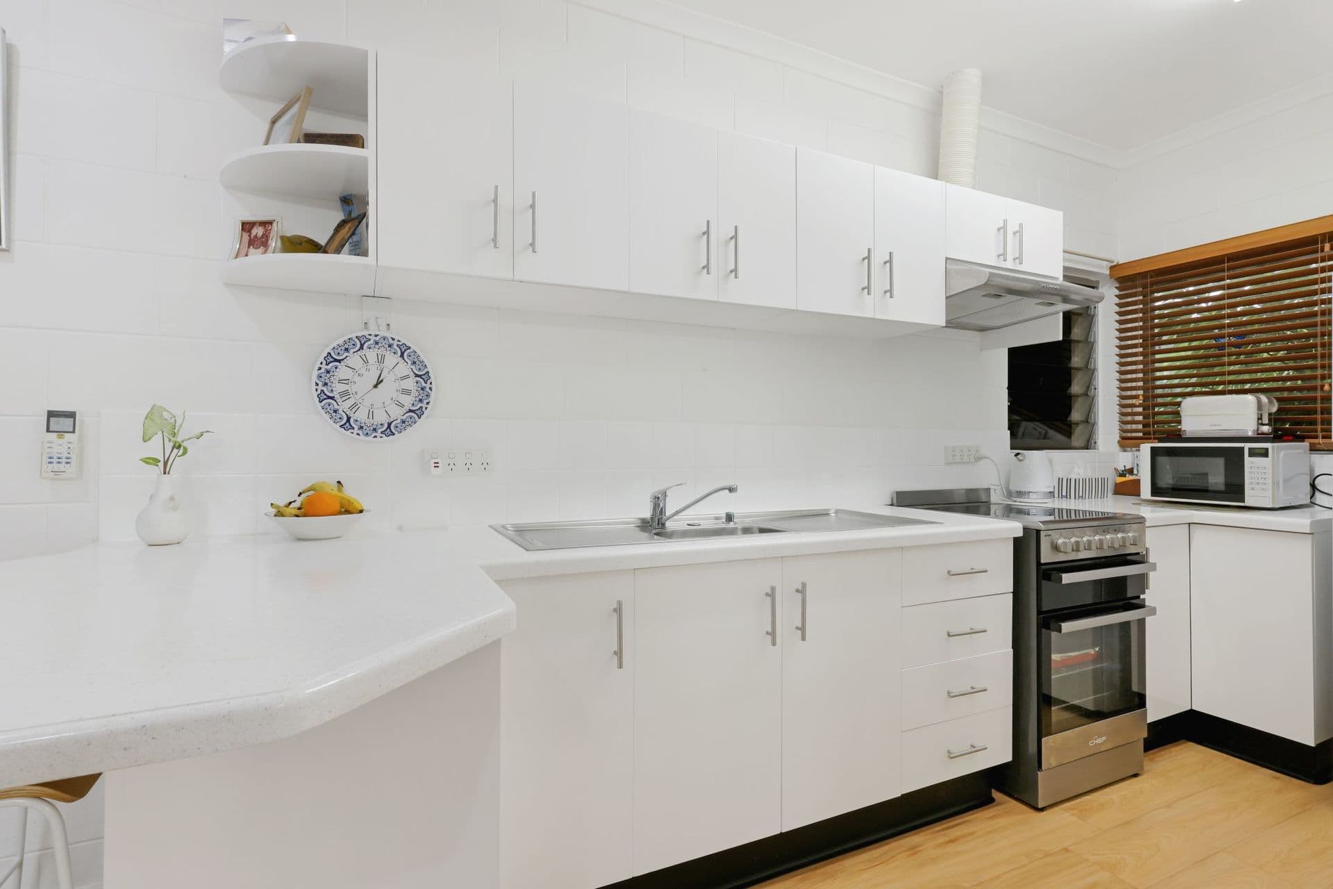 1/25 Brooks Street, Whitfield - Image 1