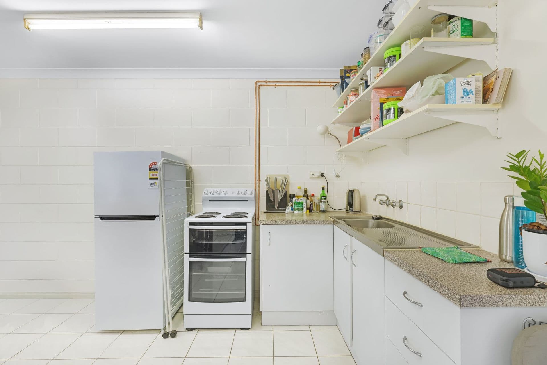 14/6 McPherson Close, Edge Hill - Thumbnail 5