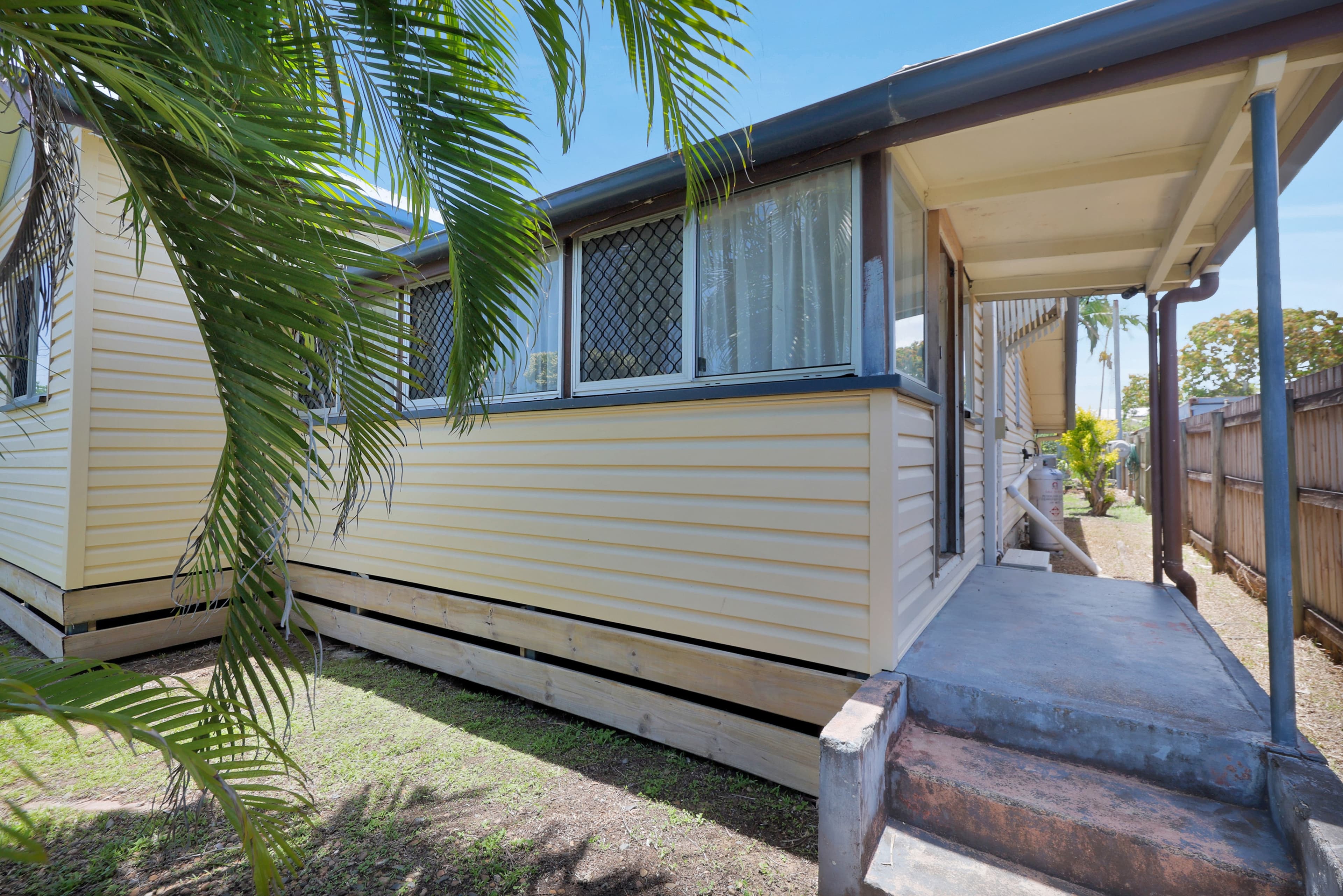 11 Burgess Street, North Mackay - Thumbnail 4