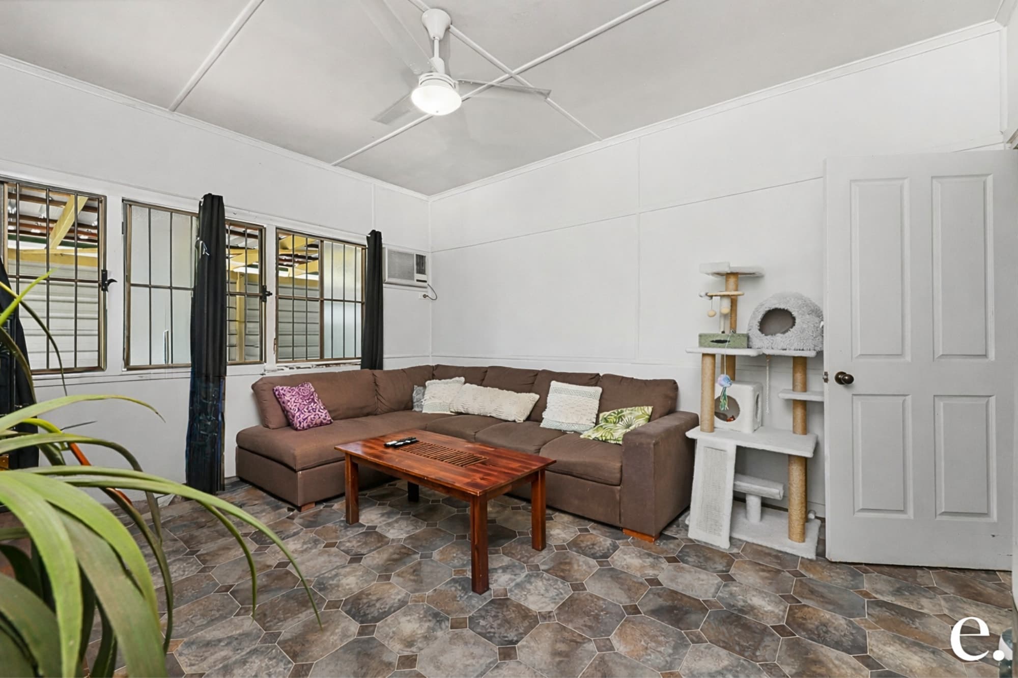8 Stickley Street, West Rockhampton - Thumbnail 4