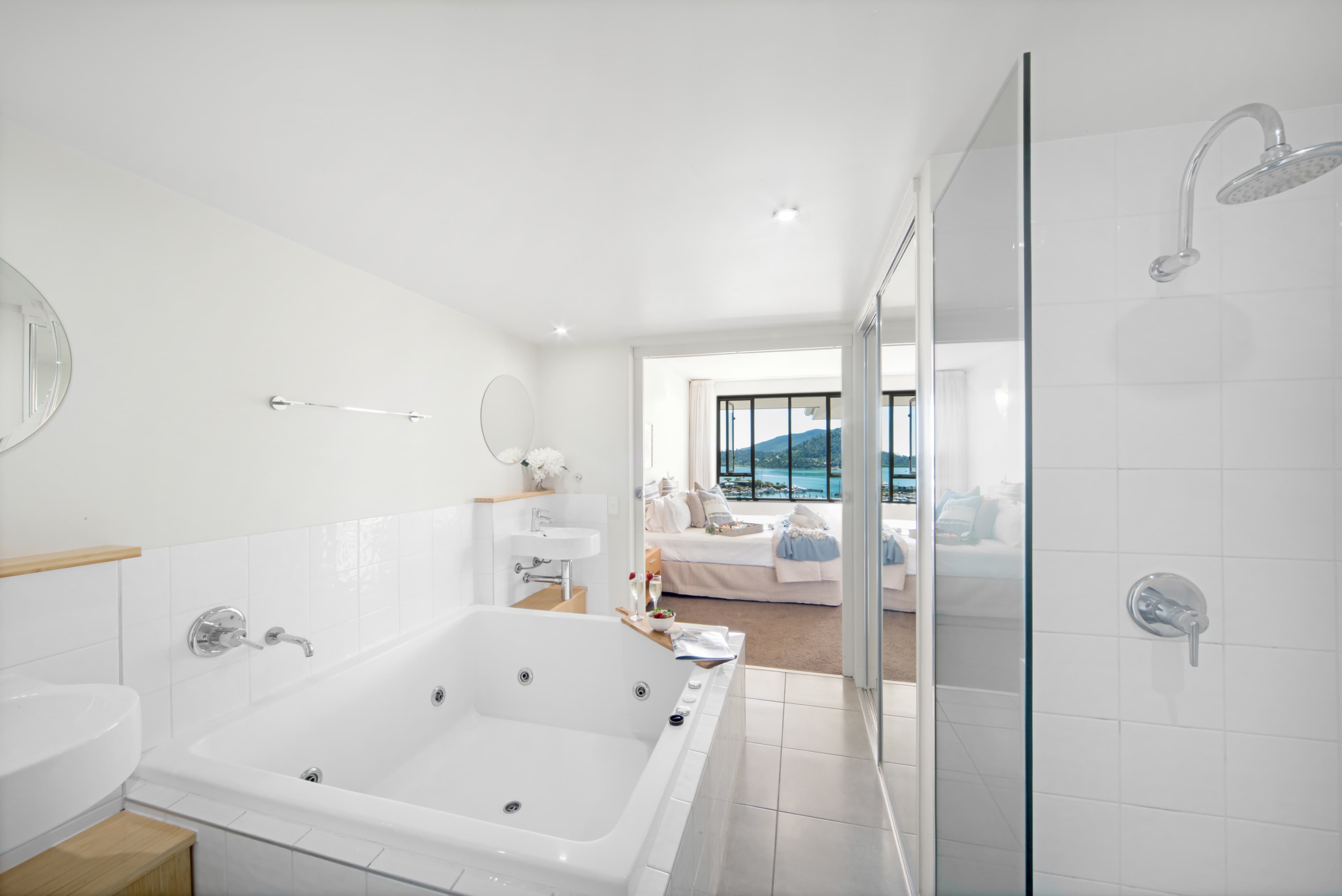 532/9A Hermitage Drive, Airlie Beach - Thumbnail 8