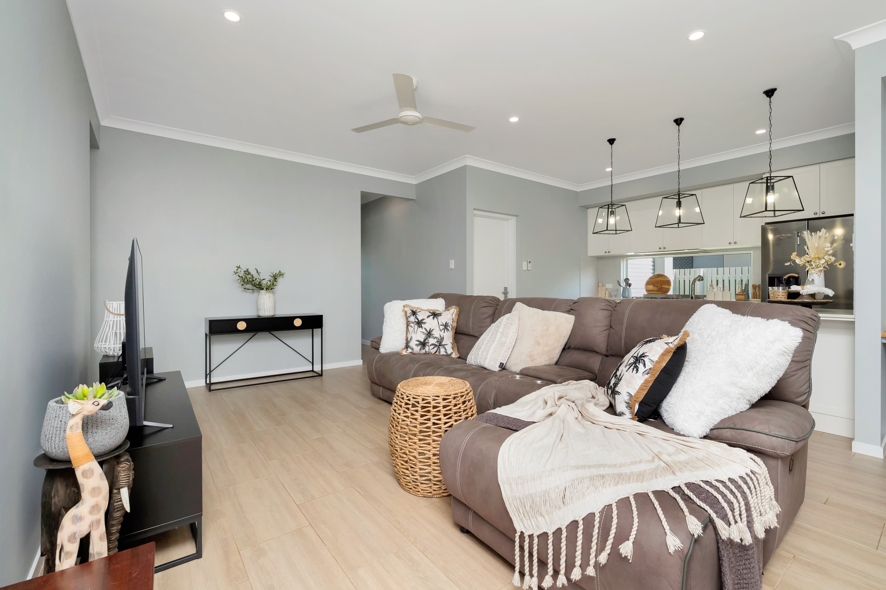 6 Magellan Street, Burdell - Thumbnail 5