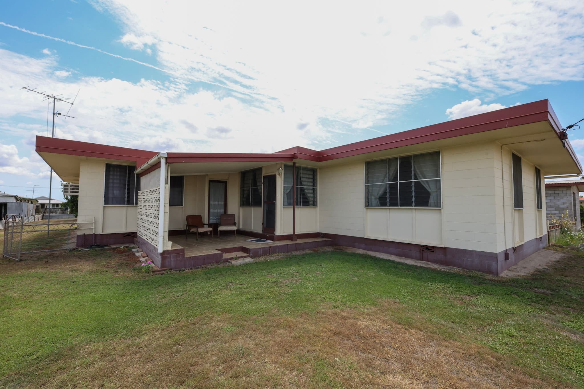 31-33 Thirteenth Avenue, Home Hill - Image 1