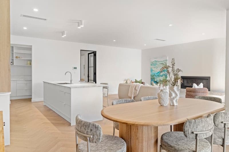7 Waverley Street, Mitcham - Thumbnail 4