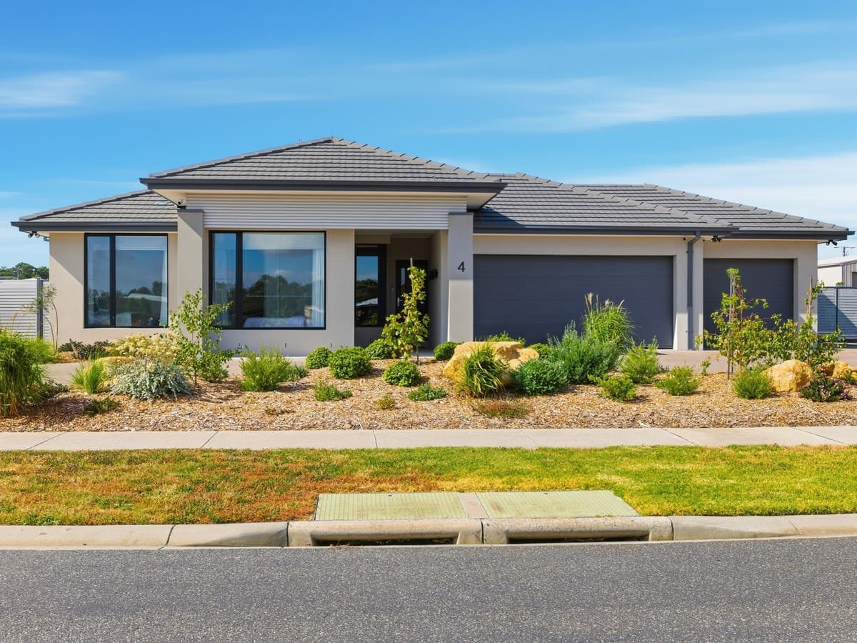 4 Colonnades Circuit, Coronet Bay, Coronet Bay - Thumbnail 2
