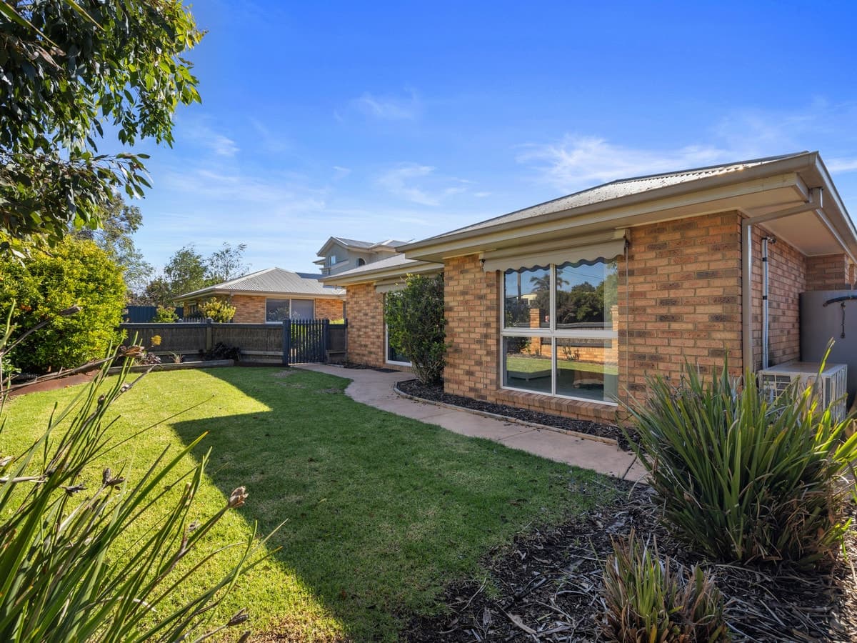 2/11 Fowler Grove, NEWHAVEN, Newhaven - Image 1