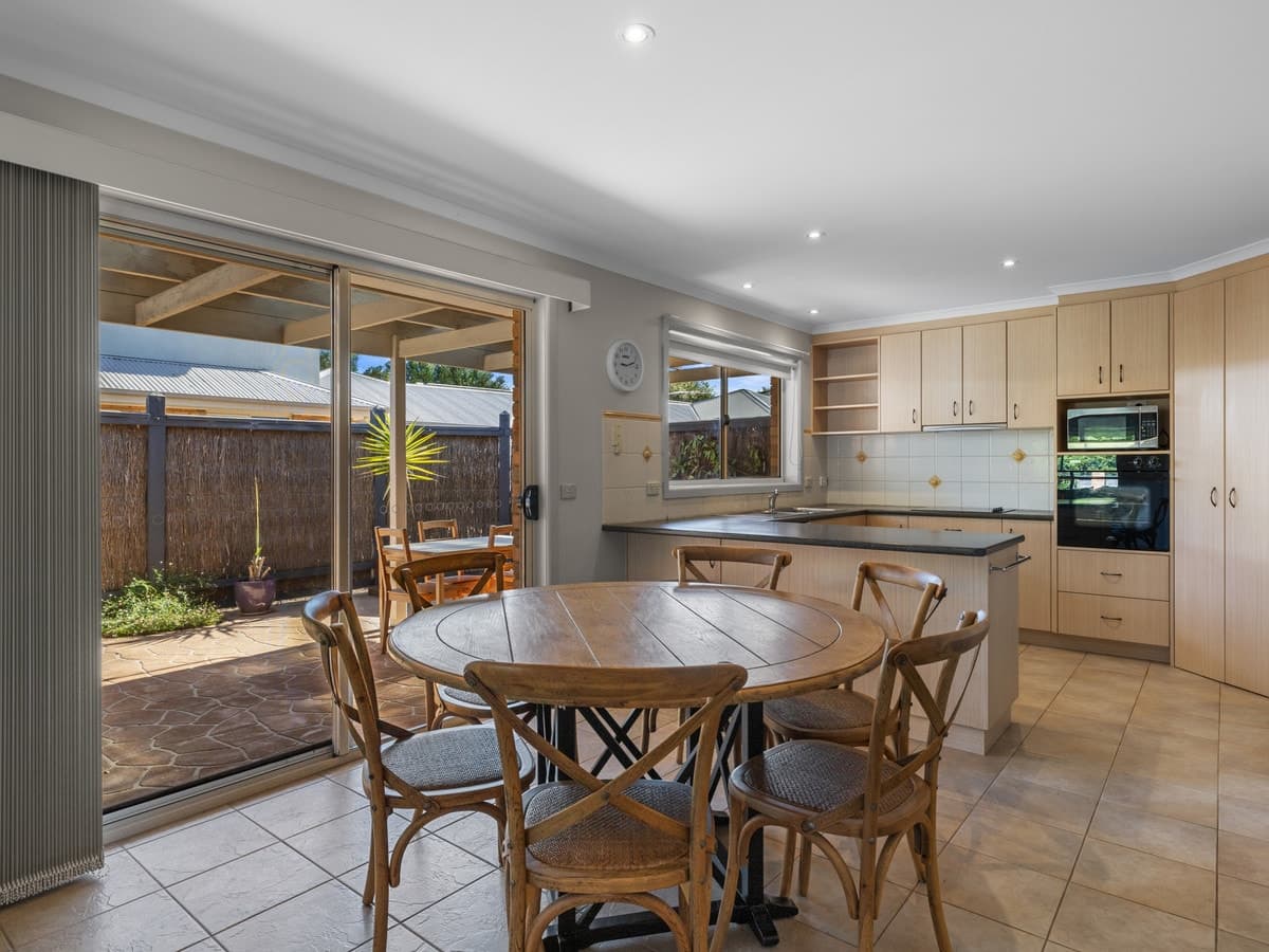 2/11 Fowler Grove, NEWHAVEN, Newhaven - Thumbnail 4
