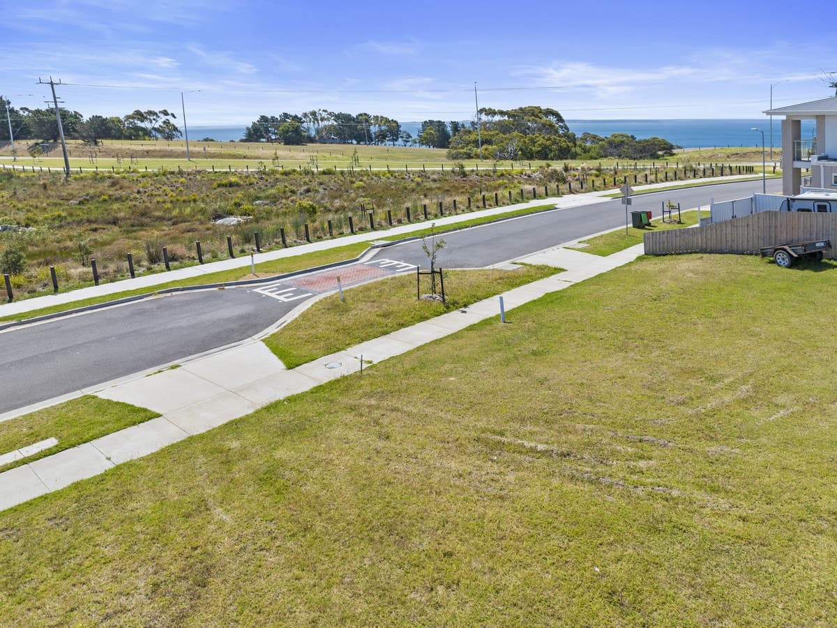 41 Laurette Avenue, San Remo, San Remo - Thumbnail 4