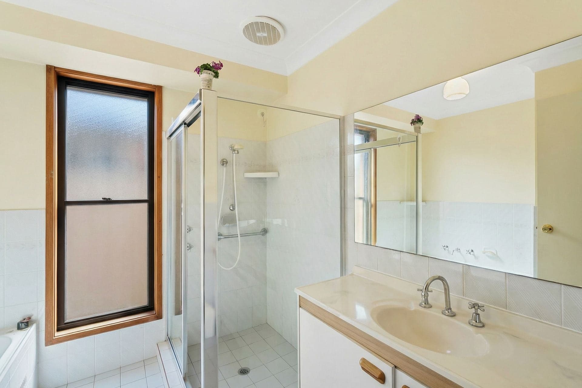 16 Aston Wilde Avenue, Chittaway Bay, Chittaway Bay - Image 1