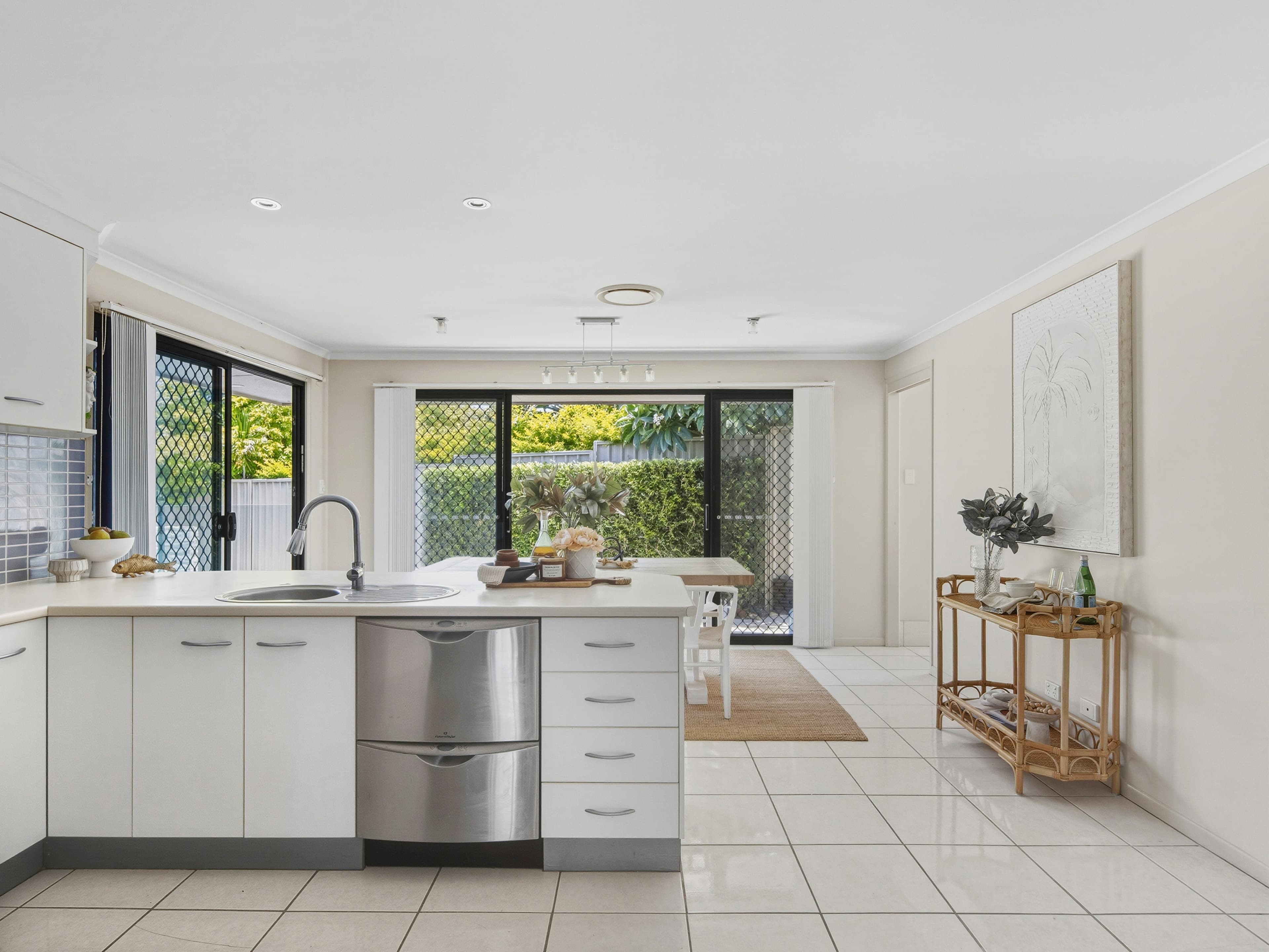 11 Spoonbill Street, Birkdale, Birkdale - Thumbnail 8