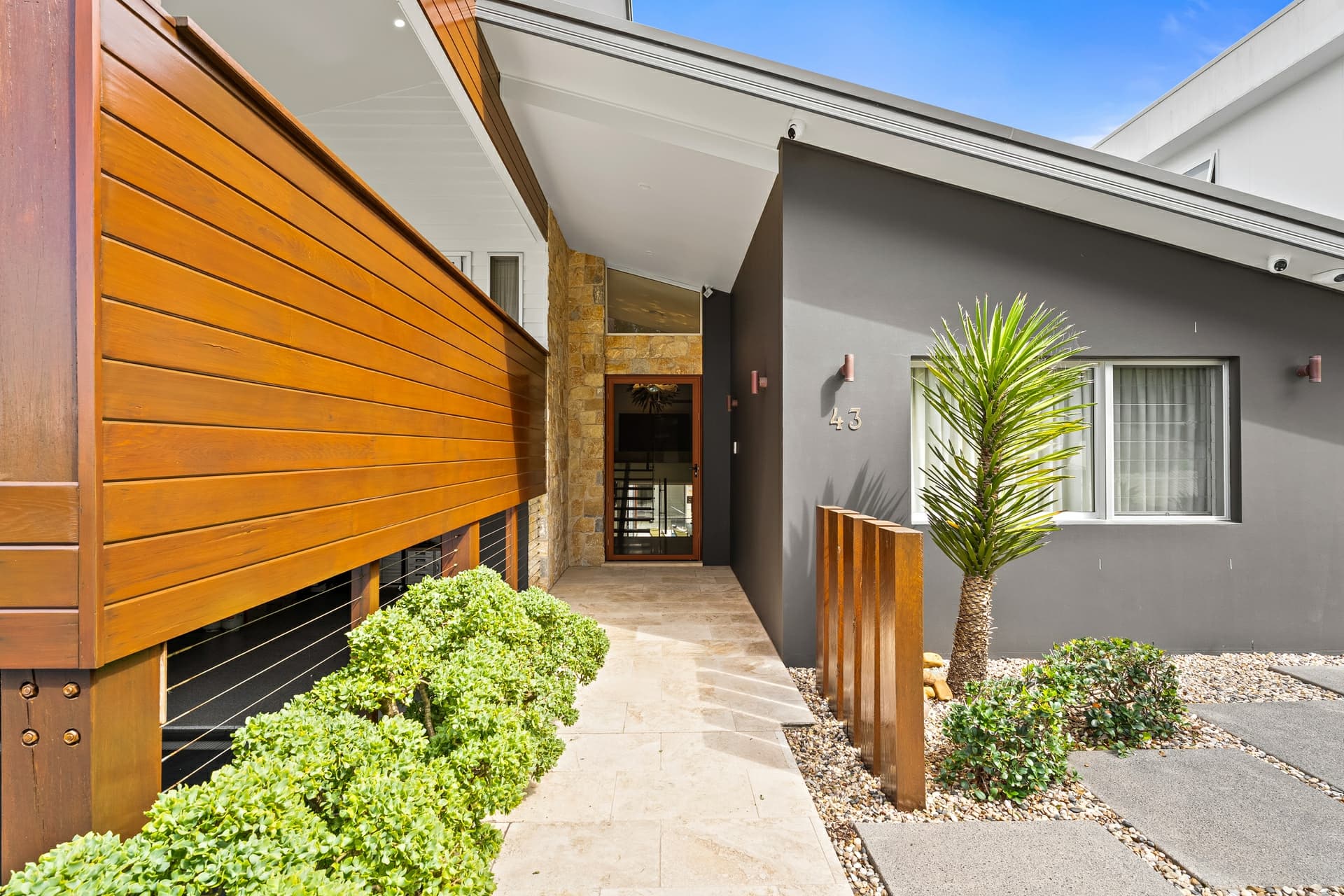 43 Lake View Road, Wamberal, Wamberal - Thumbnail 3