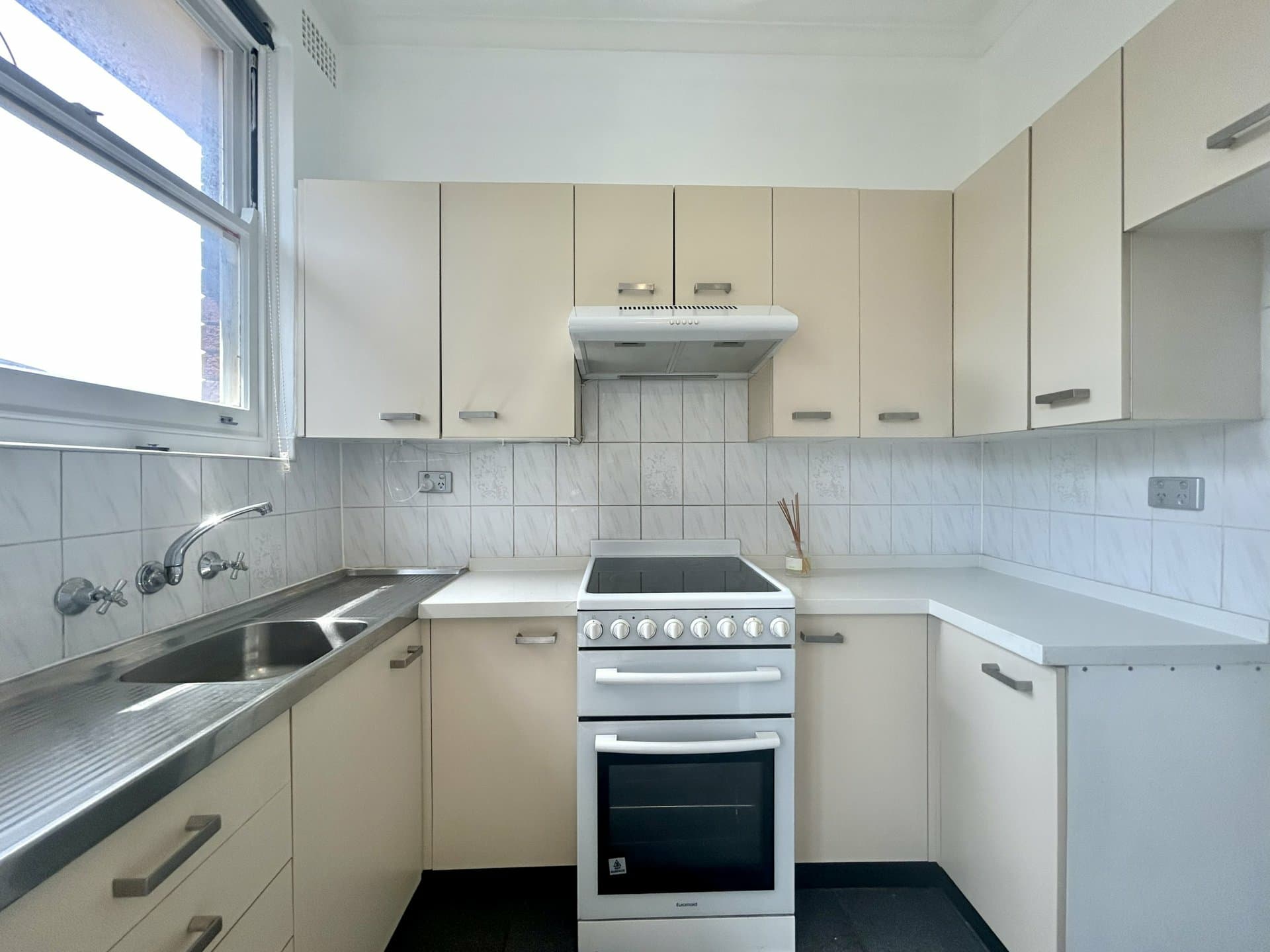 14/5 Queens Road, Brighton-Le-Sands, Brighton-Le-Sands - Thumbnail 3