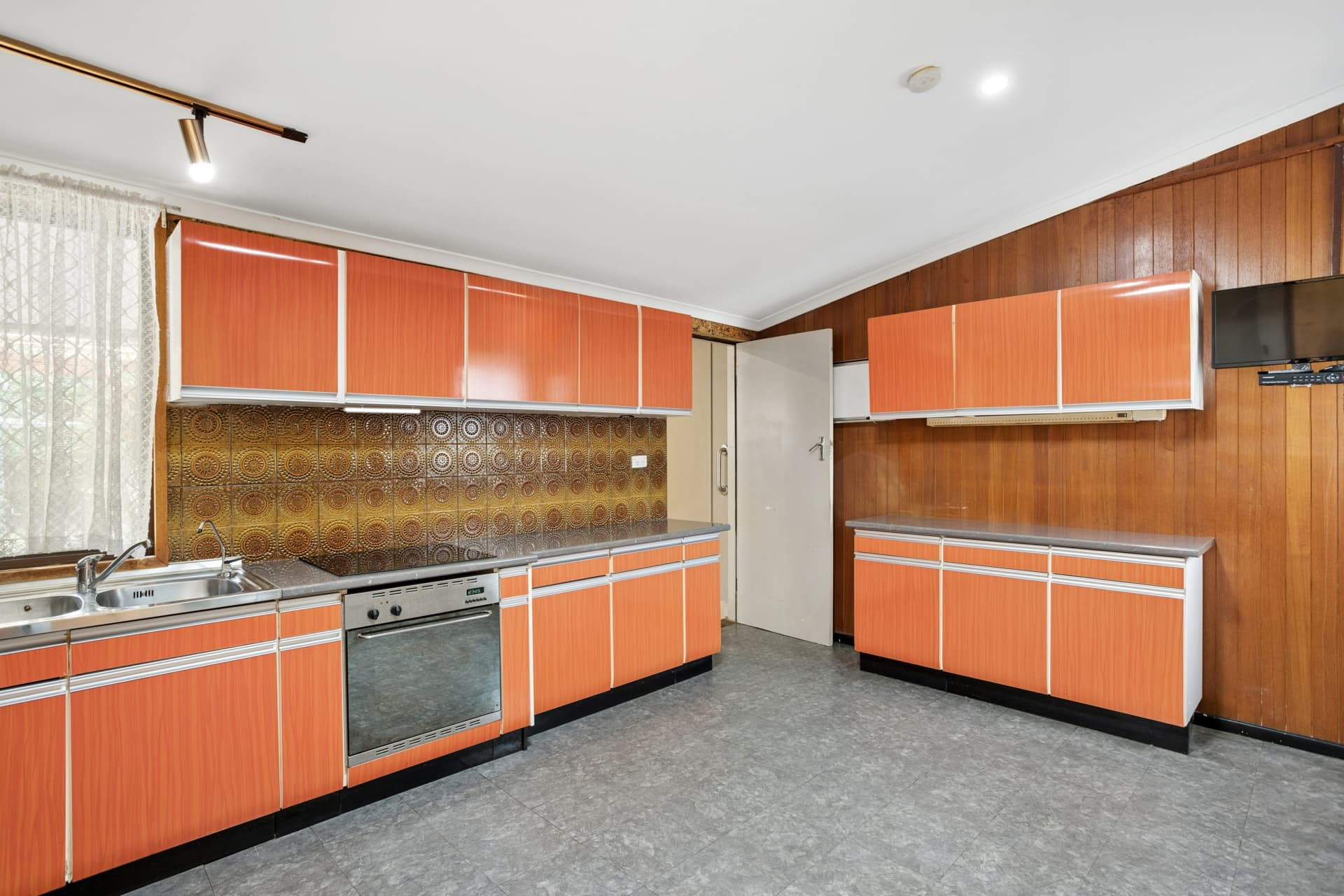 3 Charles Street, Rosewater, Rosewater - Thumbnail 6