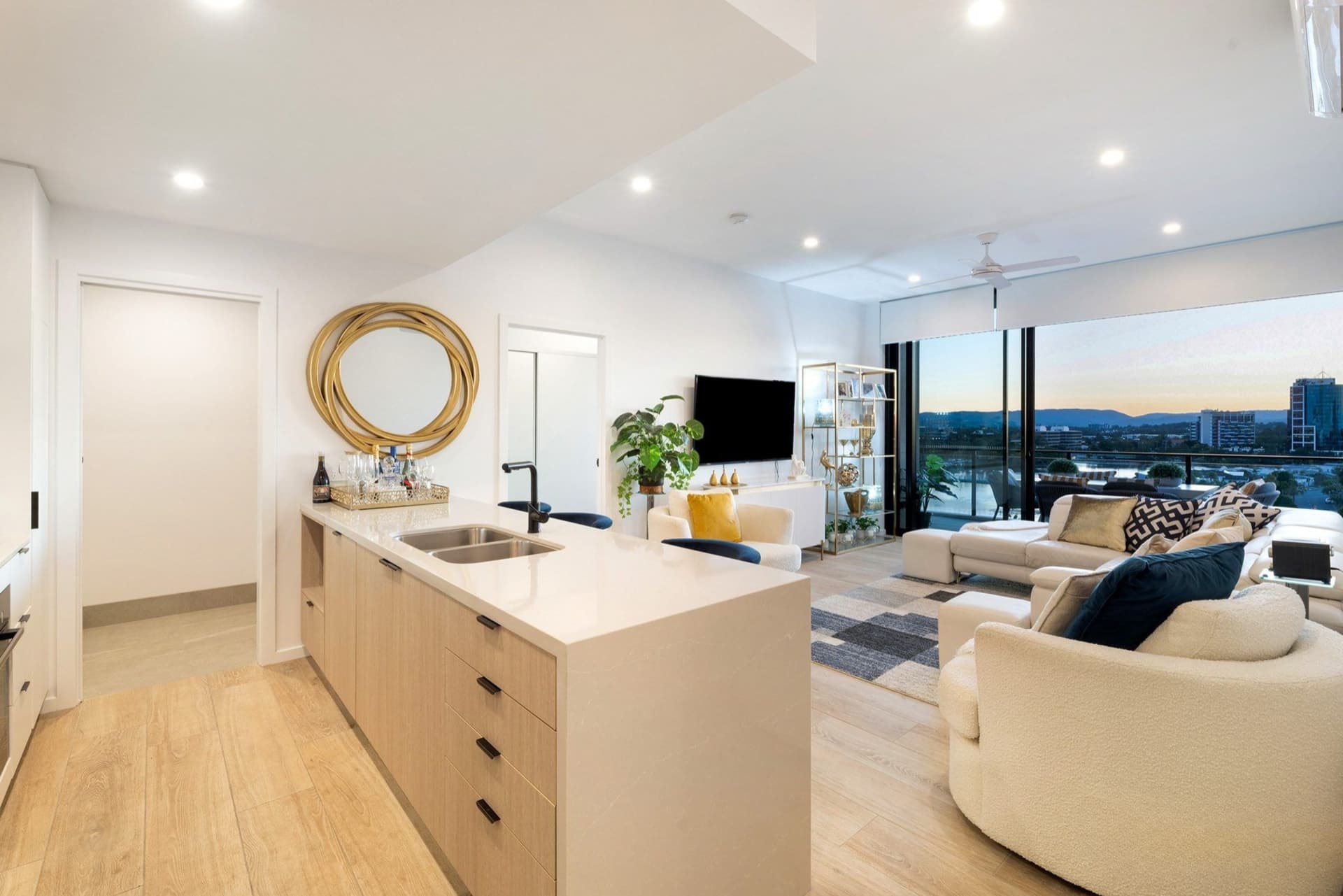 901/256 Stanhill Drive, Surfers Paradise, Surfers Paradise - Thumbnail 4