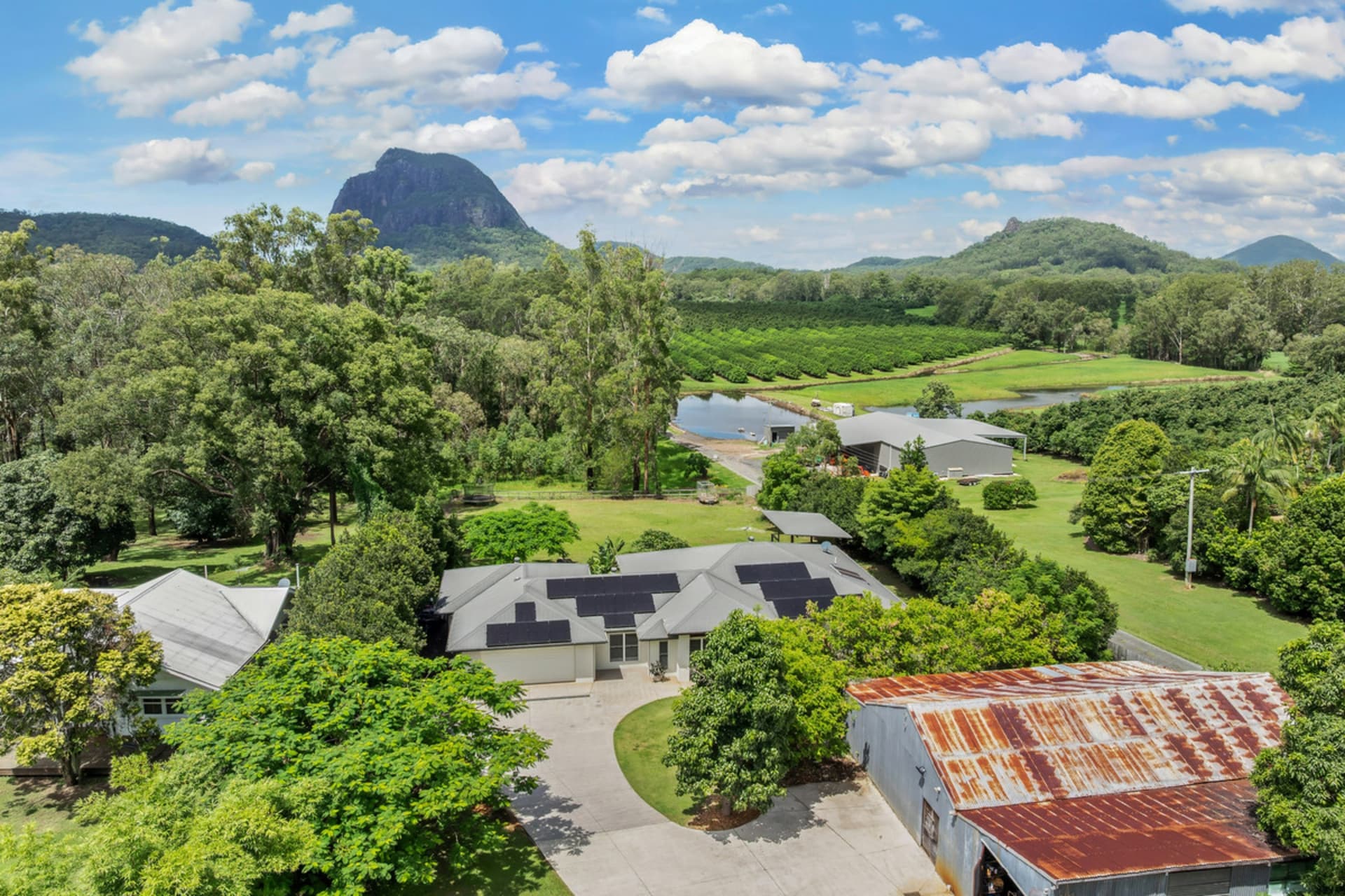 179 Coonowrin Road, Glass House Mountains, Glass House Mountains - Thumbnail 2