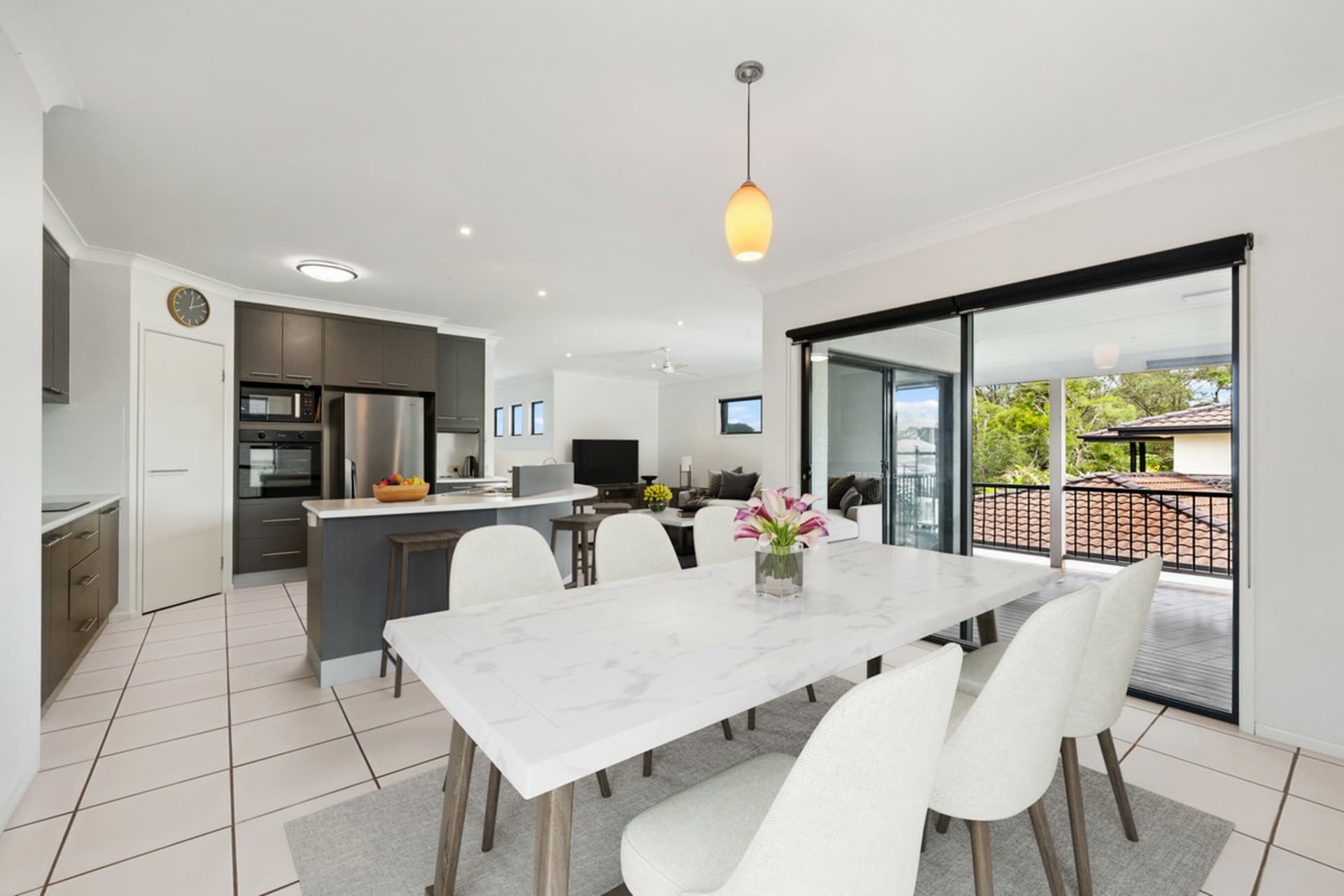 27 Helena Street, Wellington Point, Wellington Point - Thumbnail 2