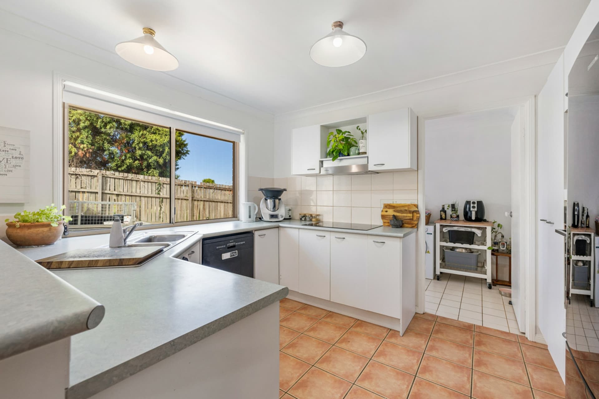15 Mornington Court, Wellington Point, Wellington Point - Thumbnail 7