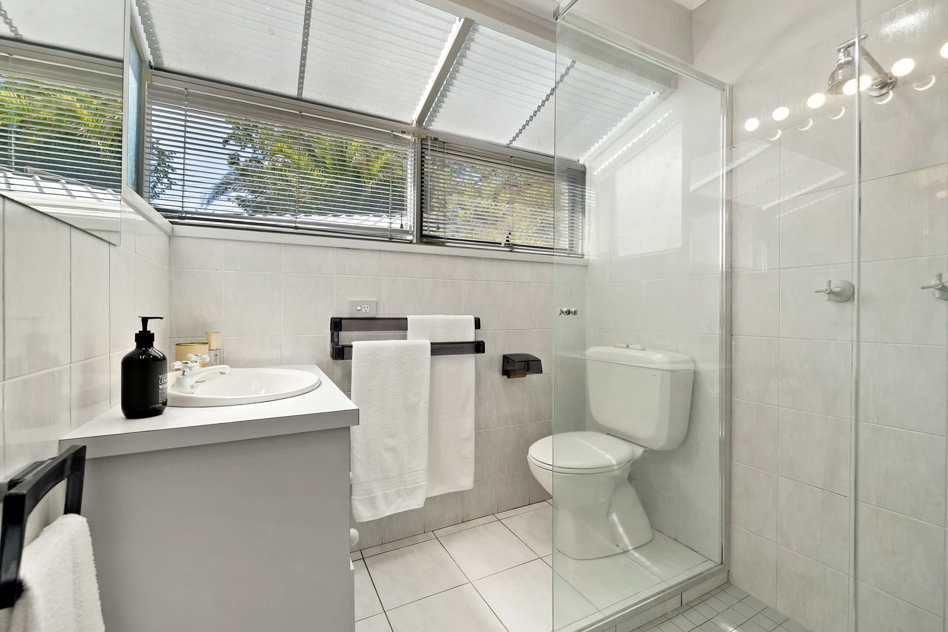 6 Girdlestone Circuit, Calwell, Calwell - Thumbnail 8