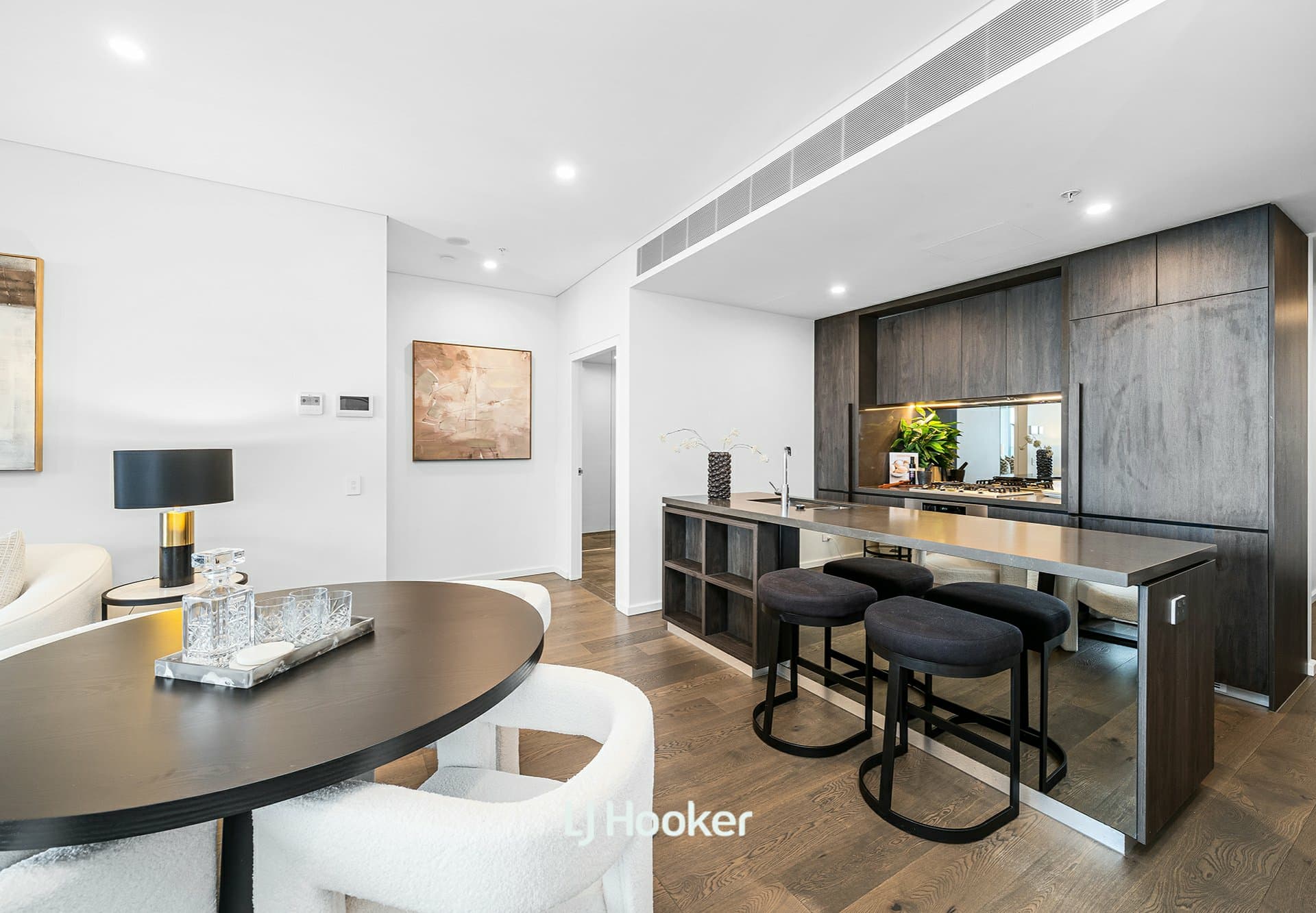 1810/500 Pacific Highway, St Leonards, St Leonards - Thumbnail 4