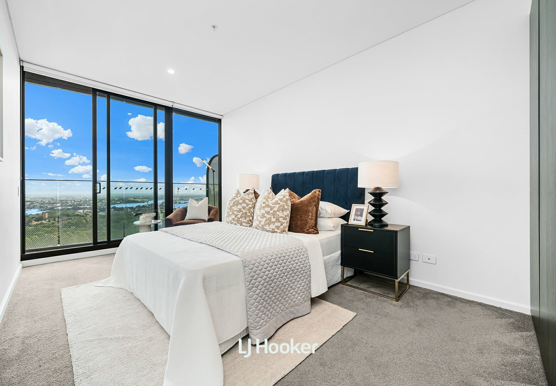1810/500 Pacific Highway, St Leonards, St Leonards - Thumbnail 5