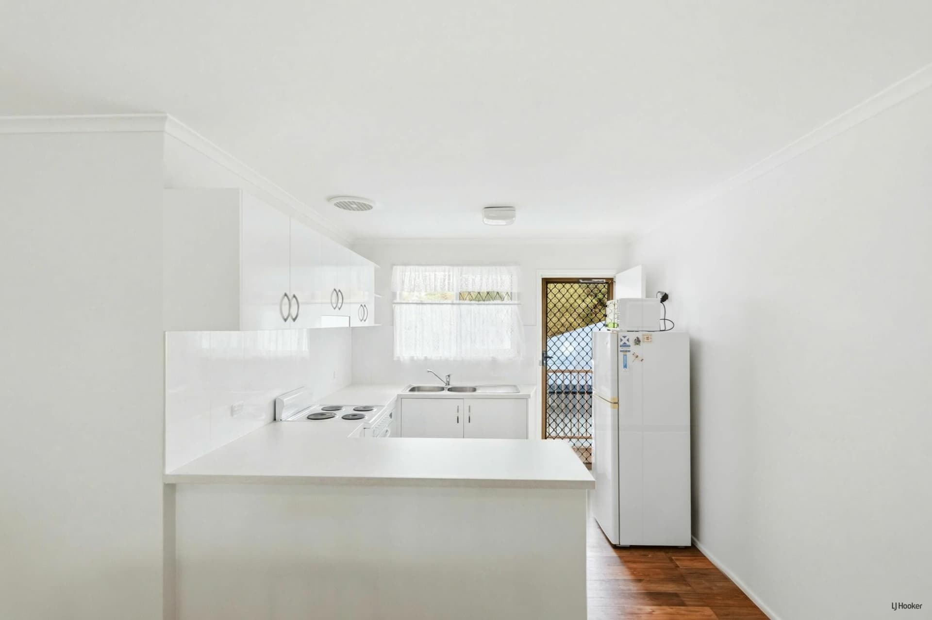 6/16 Coyne Street, Coolangatta, Coolangatta - Thumbnail 3
