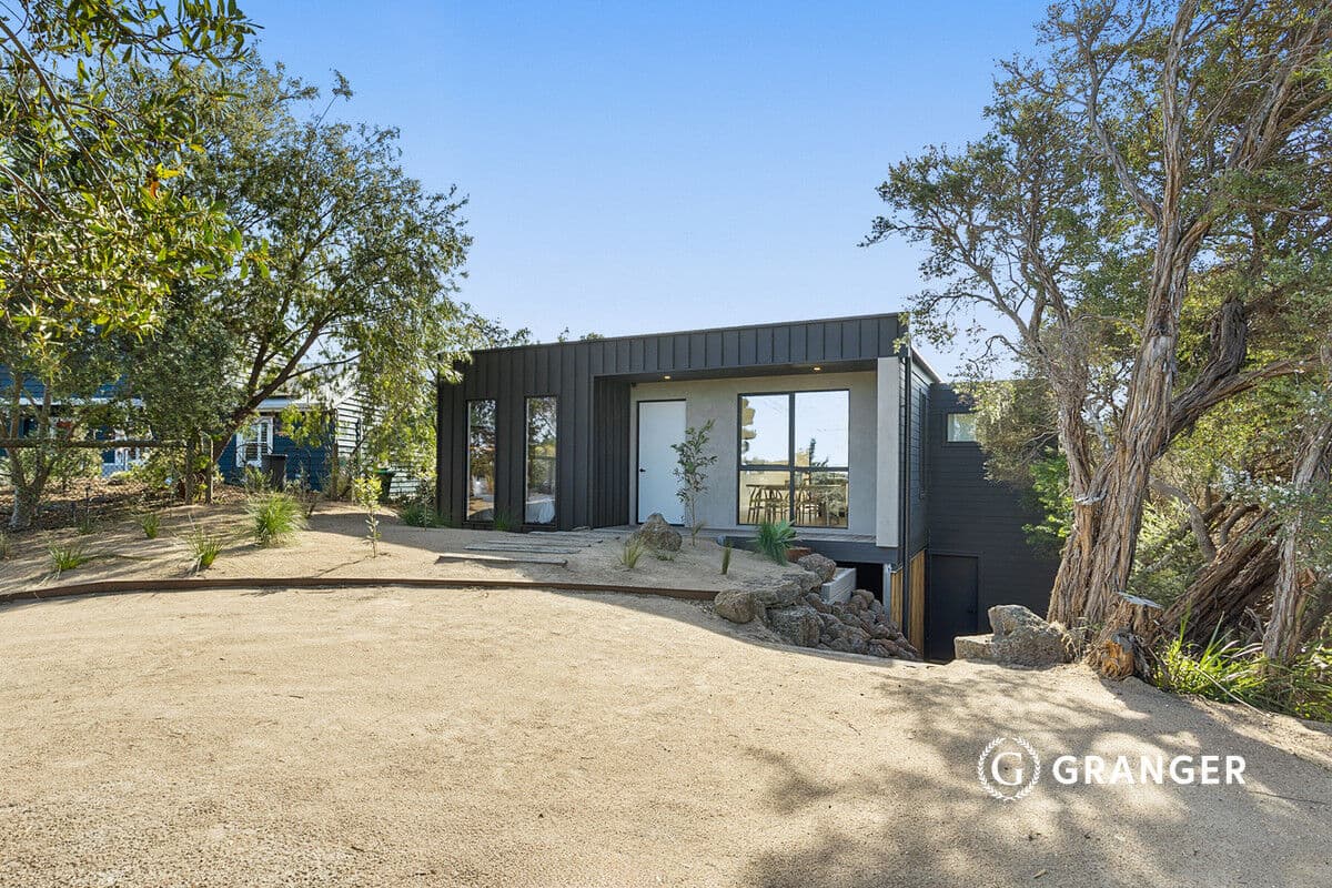 8 Galilee Court, 
	
			
							Rye
				
						VIC
			3941, Rye - Thumbnail 2
