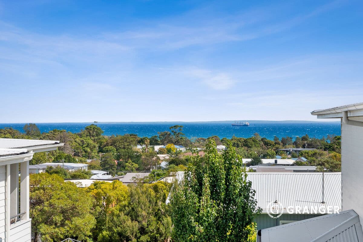 2/24 William Street, 
	
			
							McCrae
				
						VIC
			3938, McCrae - Thumbnail 3