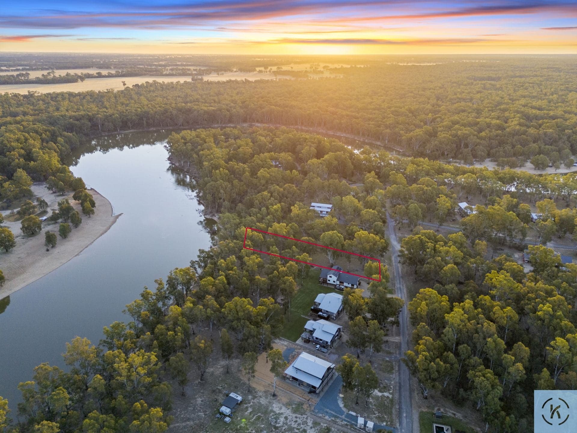 22 Bushlands Road Tocumwal NSW, Tocumwal - Thumbnail 2