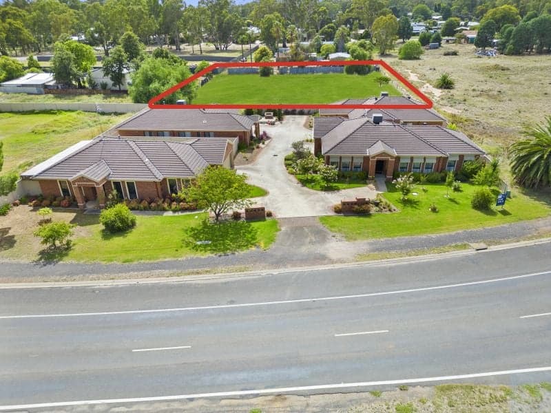 44 Jerilderie Street Tocumwal NSW, Tocumwal - Thumbnail 2